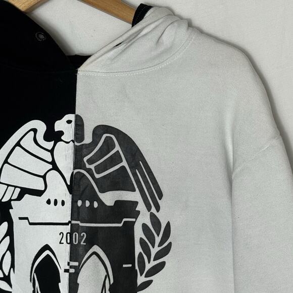 Born Fly Hoodie XL Black White Split Logo Graphic The World Is Yours Pullover - Picture 4 of 10
